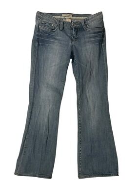 refuge Women's Flared Jeans - Blue Wash